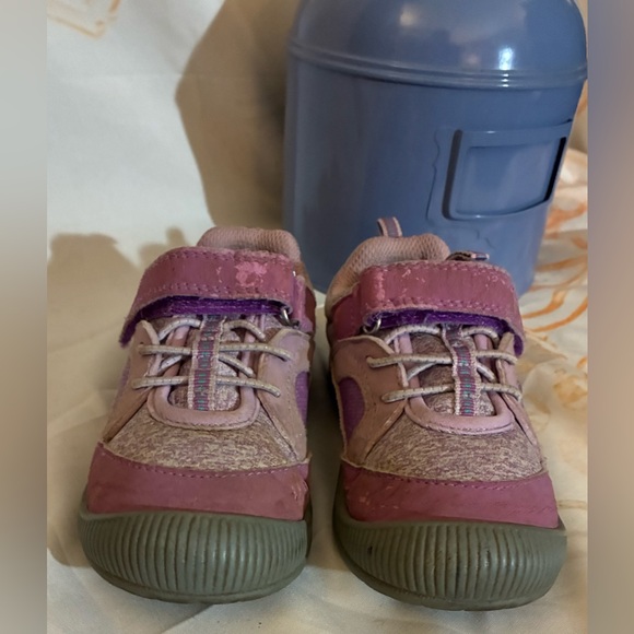 Bundle of Pink and Purple Toddler Girls Shoes - Picture 10 of 16